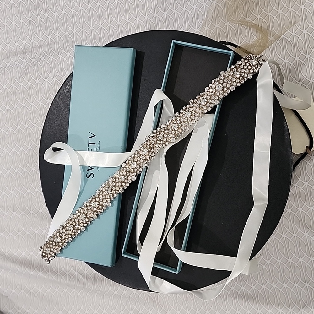 Silver bedazzled belt